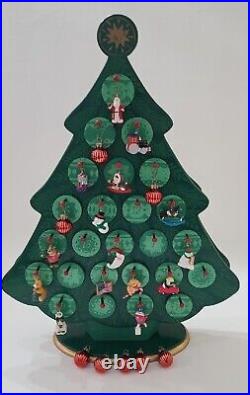 Hallmark Keepsake Christmas At Last Countdown Calendar Advent 2005 Not Complete