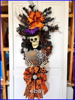 Halloween Spooky Skeleton Wreath Door Decor