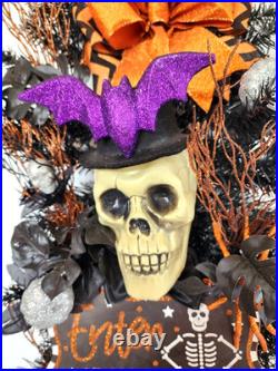 Halloween Spooky Skeleton Wreath Door Decor