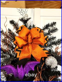 Halloween Spooky Skeleton Wreath Door Decor