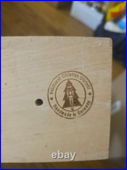 Handmade In Germany- 18 inches Holzkunst Christian Ulbricht