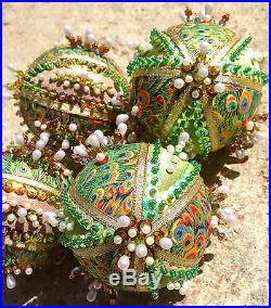 Handmade Unique Beaded 4 Pc Set Peacock Feathers Gold Christmas Ornaments Balls