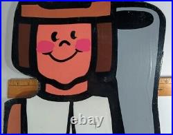 Holly Cleeland Lawn Cheers 46 Pilgrim Couple Lawn Decoration Hand Painted (2)