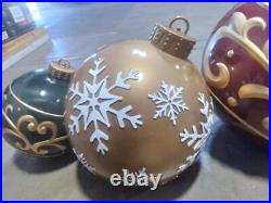 Home Accents 3PC Christmas Jumbo Ornament Set Holiday Yard / Home Decoration