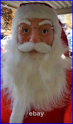 Home Accents Holiday 6 ft Animated Santa Clause Moves Sings