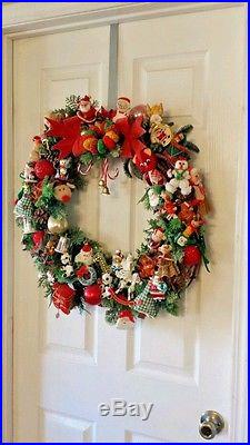 I spy 24 Vtg Christmas kitschy ornaments door wall wreath flocked Santa santas