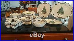 Johnson Brothers Victorian Christmas 12 Place Settings Pristine Condition