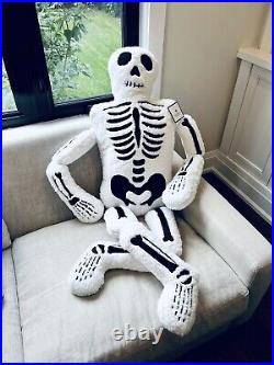 Jumbo Skeleton Body Pillow 5ft Halloween Plush Sherpa decor pillow Viral Rare