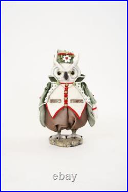 Katherine’s Collection 2022 Harrison Hoo Mistletoe Magic Owl Tabletop, 17 Wh