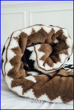 Luxury Natural Wool Blanket Soft, Breathable, Eco-Friendly, Hypoallergenic