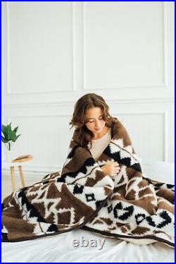 Luxury Natural Wool Blanket Soft, Breathable, Eco-Friendly, Hypoallergenic