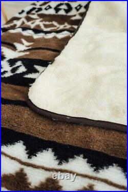 Luxury Natural Wool Blanket Soft, Breathable, Eco-Friendly, Hypoallergenic