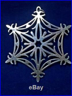 MMA 2001 Snowflake Sterling Silver Christmas Ornament Metropolitan Museum Art