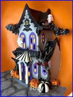 Mackenzie-Childs Halloween Illuminated Haunted House Pumpkin Scene New Box