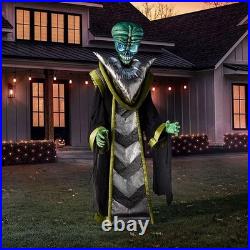 Member's Mark 8.5' Pre-Lit Animatronic Alien Spooky Outdoor Halloween Decor Prop