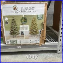 My Texas House 7.5' Pre-Lit Grand Spruce Green Artificial Christmas Tree My Texas House 7.5' Pre-Lit Grand Spruce Green Artificial Christmas Tree