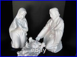 NEW 2018Made in USA X Large Ceramic Nativity Family White Satin Joseph 20t