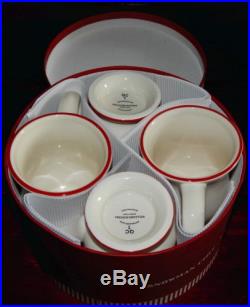 NEW IN BOX DISCONTINUED WILLIAMS SONOMA SNOWMAN CHEF MUGS SET OF 4 8 CHRISTMAS