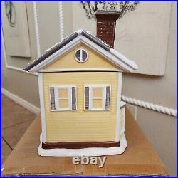 NEW Pottery Barn National Lampoons Christmas Vacation House lidded cookie jar