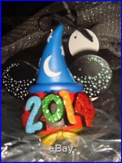NWT DISNEY MICKEY MOUSE CHRISTMAS LIGHT UP ORMANENT EAR HAT 2014 DATE