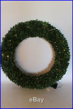 NWT Pottery Barn Outdoor Lit Boxwood Christmas wreath 32 large with lights