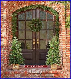 New 5 pc Pre Lit Christmas Decoration Set 2 Garland 2 Topiary Trees 24 Wreath