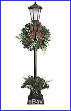 New! 7 Ft. Pre-Lit LED Lamp Post Christmas Decoration Lamp Post Tree Wreath