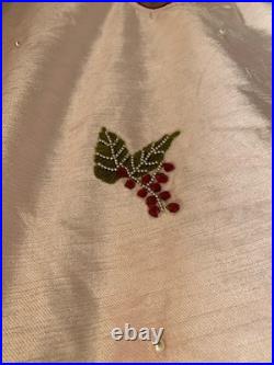 New Anthropologie Christmas Tree Skirt Coretta 60 Embroidered Beaded Pink Boho