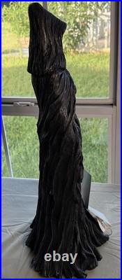 New Viral Hallow's Eve Halloween 2ft Textured Tree Witch Figurine Statue New Viral Hallow's Eve Halloween 2ft Textured Tree Witch Figurine Statue