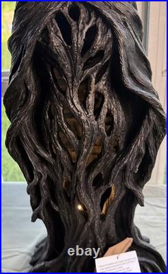 New Viral Hallow's Eve Halloween 2ft Textured Tree Witch Figurine Statue New Viral Hallow's Eve Halloween 2ft Textured Tree Witch Figurine Statue