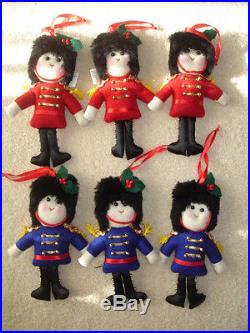 Nutcracker Toy Soldiers/Buckingham Palace Guards Xmas Tree Decoration Ornaments