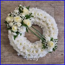 OASIS WREATH RINGS BIO WET FOAM PLASTIC BACKED RINGS IN 25,31,36,41cm OASIS WREATH RINGS BIO WET FOAM PLASTIC BACKED RINGS IN 25,31,36,41cm