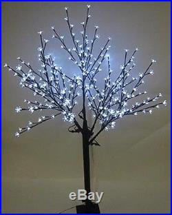 Outdoor 240CM (8FT) Cherry Tree With 600 Bright White Leds