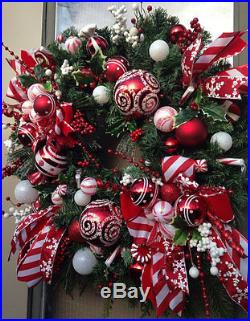PEPPERMINT HOLIDAY Christmas Holiday Candy Wreath Decoration
