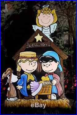 Peanuts Christmas Nativity Scene Yard art decorations