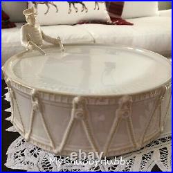 Pottery Barn 12 DAYS CHRISTMAS CAKE STAND 12 DRUMMERS DRUMMING RETIRED/VHTF
