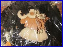 Pottery Barn Kids Halloween Ghost Wool Boo Large 16 Wreath NWT SOLD OUT