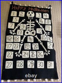 Pottery Barn Kids Skeleton Halloween Countdown Calendar Black