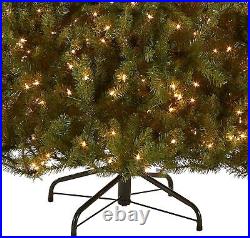 Pre-Lit Artificial Full Christmas Tree, Green, Dunhill Fir, White Lights