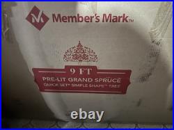 Pre Lit Grand Spruce Christmas Tree Size 9 foot Used