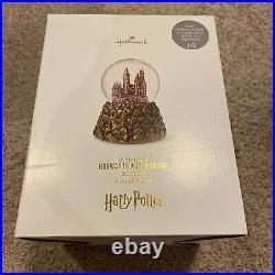 RARE Harry Potter Hogwarts Water Globe Snow Globe 2020 Hallmark Limited Ed NIB