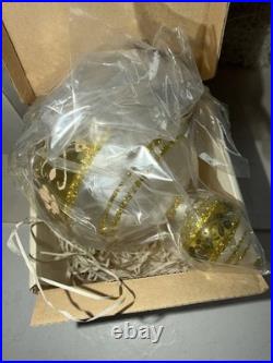 RARE NIB LOT 5 Mia White/Gold Poland Handblown Glass Ornaments (12288)