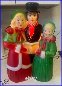 RARE Victorian Christmas Carolers plastic blow mold 18 inch Withlight cord NICE