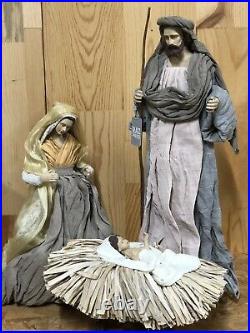 RAZ Imports Large 17.5 Holy Family S/3 Beautiful Elegant Christmas NEW Nativity