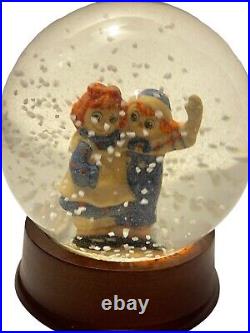 Raggedy Ann & Andy Dolls vintage Flambro snow water Globe Winter Scene J Gruelle