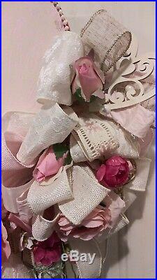 Shabby Chic Valentine Heart Wreath Door Hanger. Girls room decor