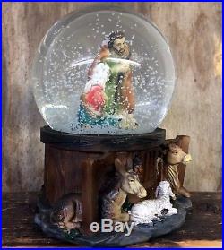 Silent Night Large Musical Christmas Nativity Holy Family Snow Globe 89279