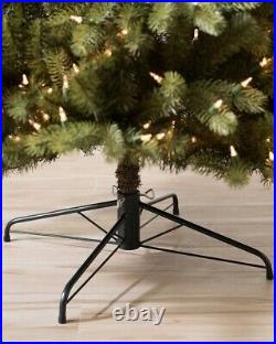 The BELLEVUE SPRUCE Christmas Tree Unlit 6.5' x 38