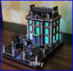 The Haunted Manor by FULV, LED Colour Changing, Halloween Decor, 10.7inx14.6in