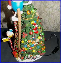 Unique M&M'S Lighted Christmas Tree By The Danbury Mint! 14x9/M&M's Decorating